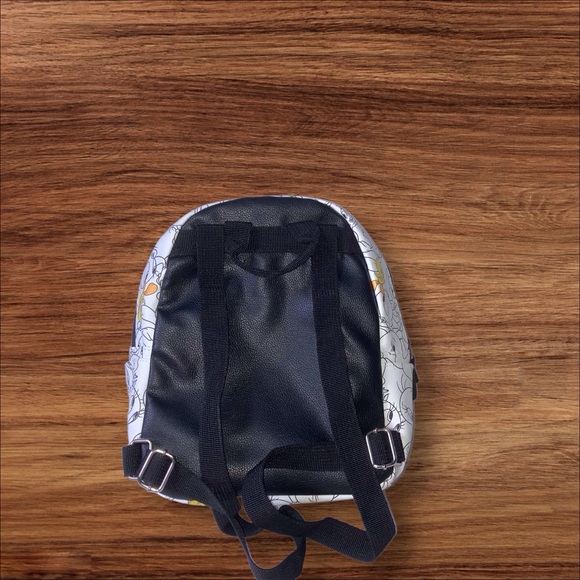 Looney Toons TWEETY Mini Backpack - Picture 2 of 3